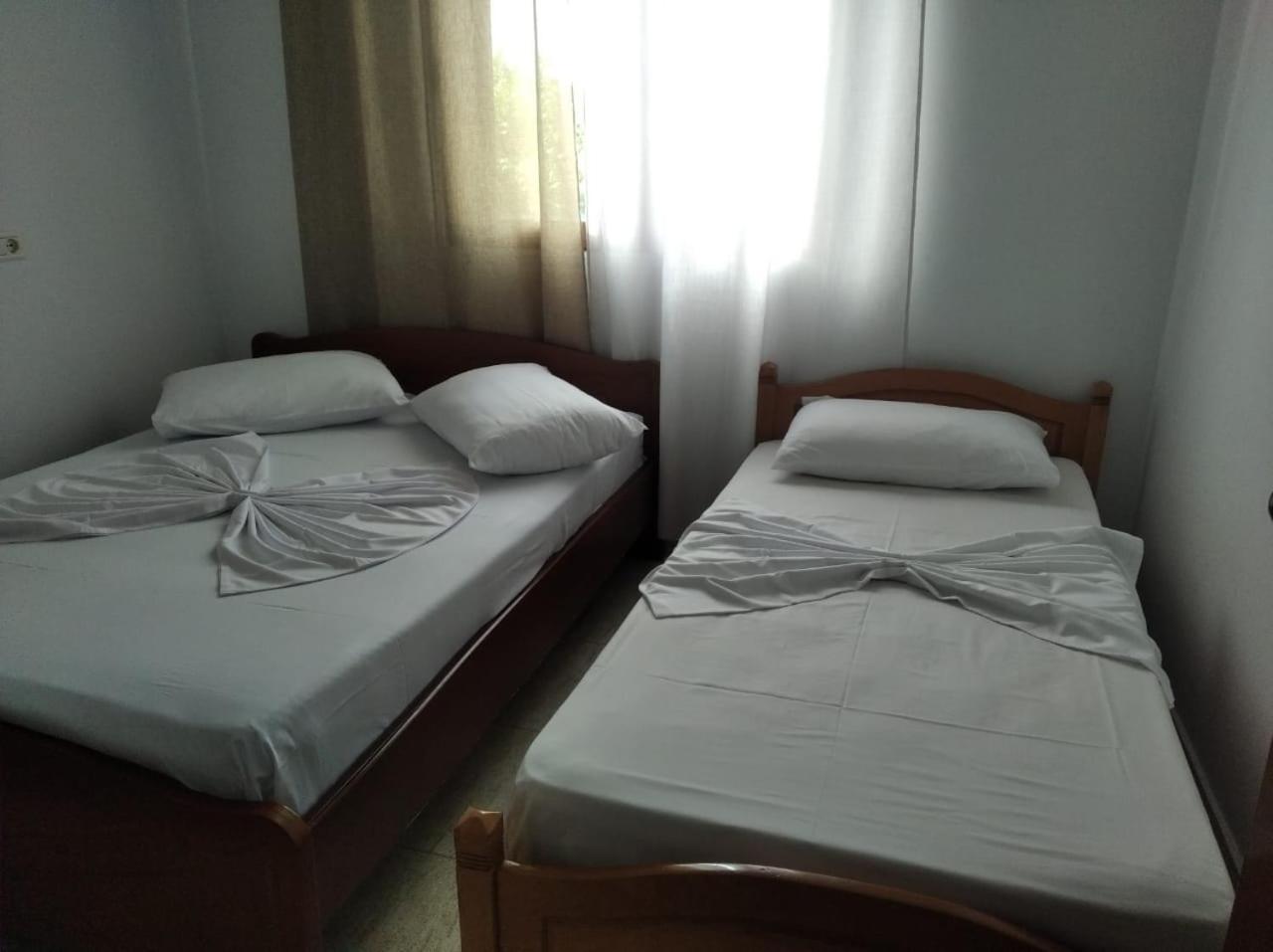 Hako Apartments Sarandë エクステリア 写真